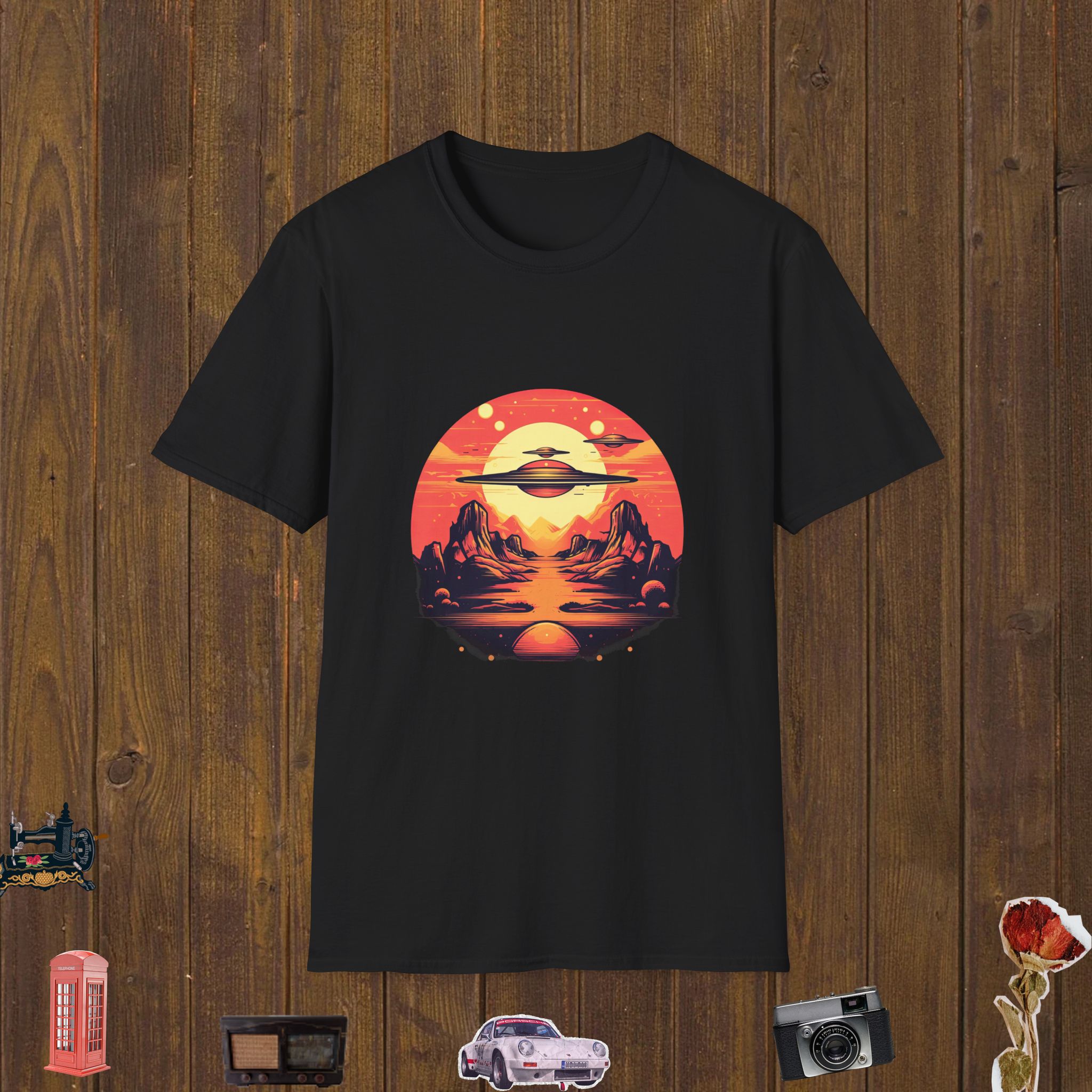 Sunset UFO Vista – Unisex Softstyle T-Shirt